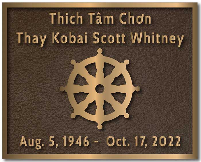 Endorsed Custom cast metal plaques near me with 10-day service fast, available in bronze, aluminum silver, brass, stainless steel. Largest trusted woman owned metal plaque company offering FREE shipping, FREE artwork, custom shapes, and instant pricing. Metal plaques for buildings and dedication. WE DON'T MISS DEADLINES!