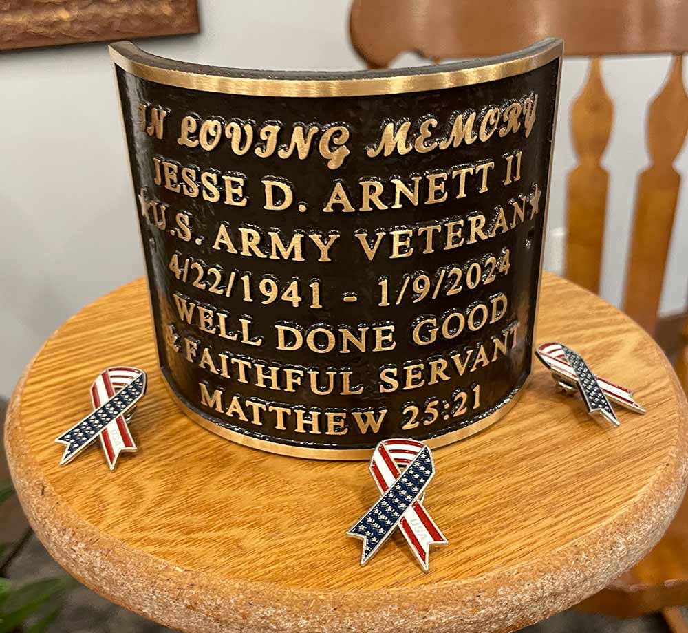 FlagPole Plaques, Curved Pole Plaques