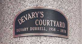 FlagPole Plaques, Curved Pole Plaques